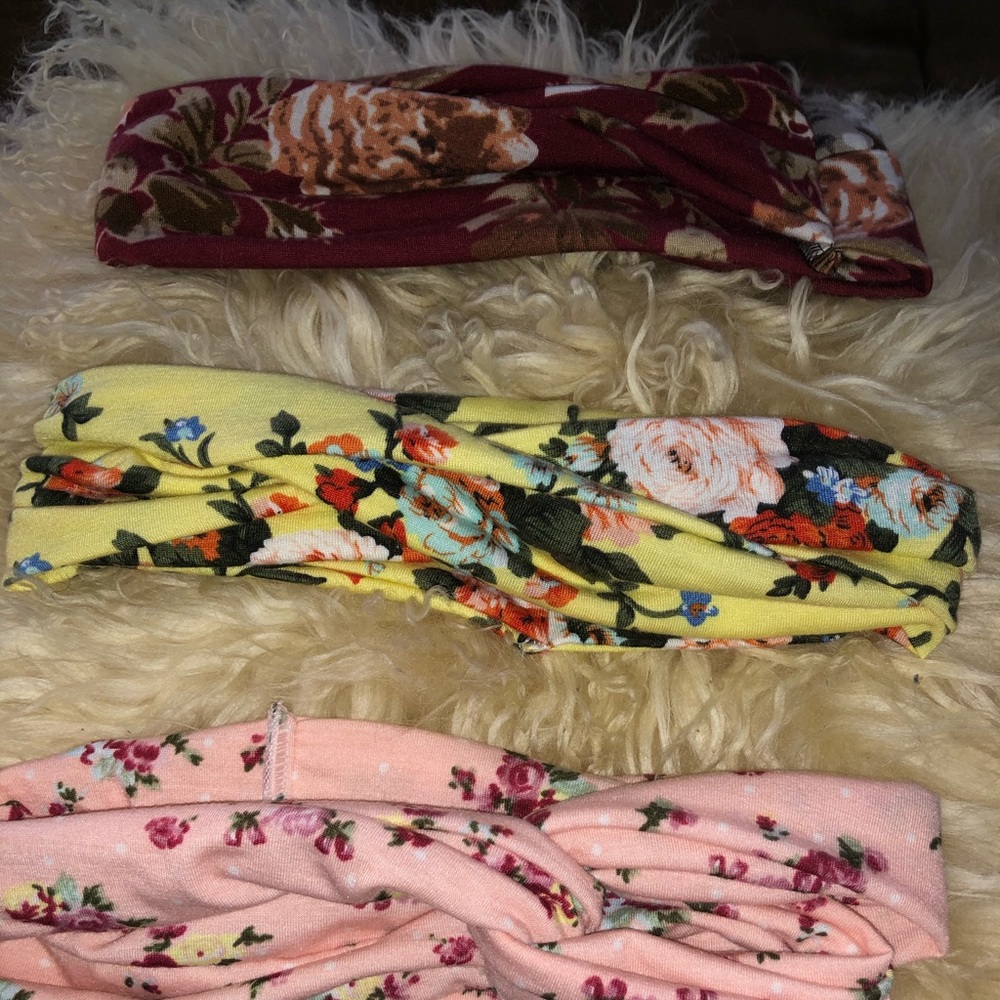 Set of 3 headbands!!! New without tags!!!